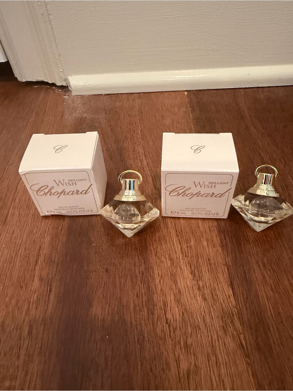 Chopard Brilliant Wish Mini Perfume Set in Cream and Gold